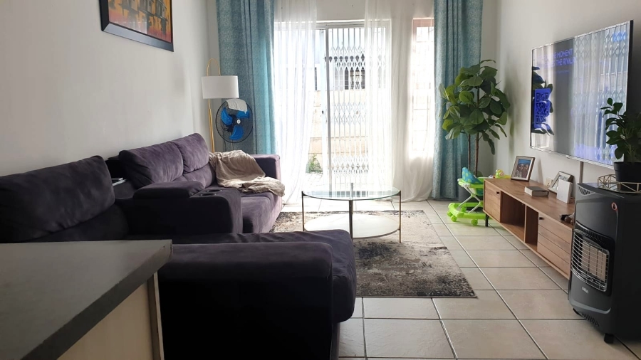 2 Bedroom Property for Sale in Parklands Western Cape
